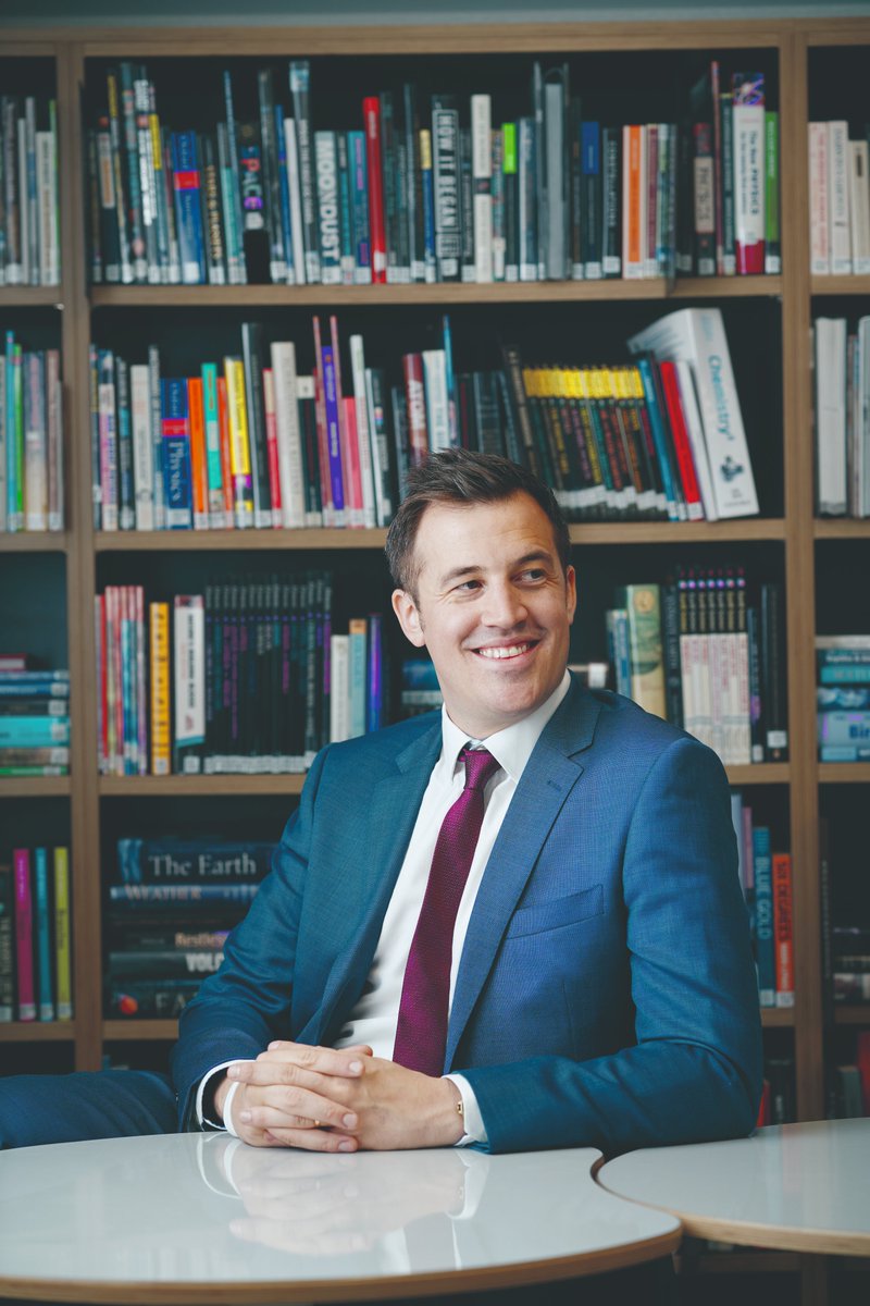 DCol_Head's tweet image. Many congratulations to my successor Tomas Duckling who will take the helm of @DubaiCollege in Jan 2025. Tom's positive and outgoing attitude, drive and commitment to DC's continued success made him the preferred candidate of students, staff and the Board alike @AiglonCollege