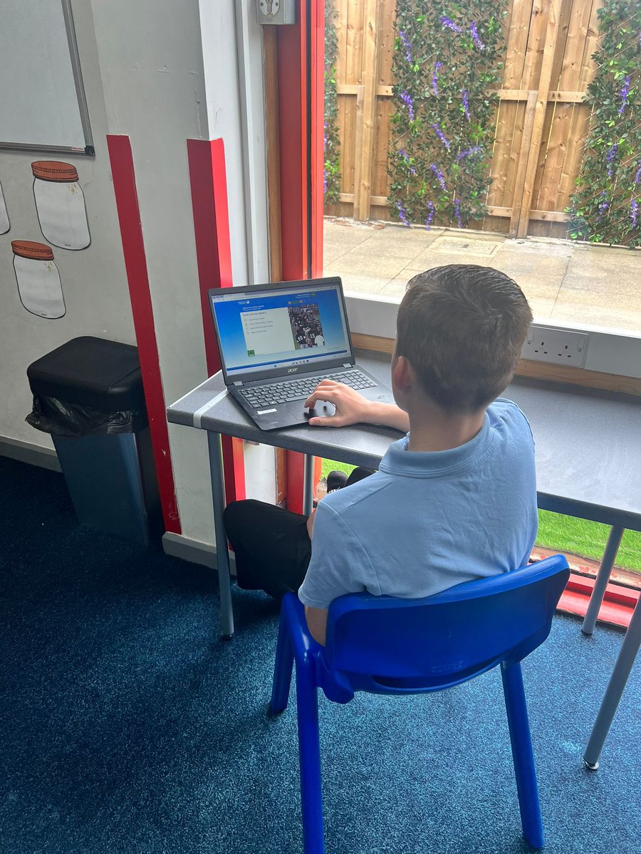 reintegreat's tweet image. Great to see all our students settled and hard at work during tutor time, right after their weekend off! 📚✨👍 

#DedicatedStudents #TutorTime #SchoolLife