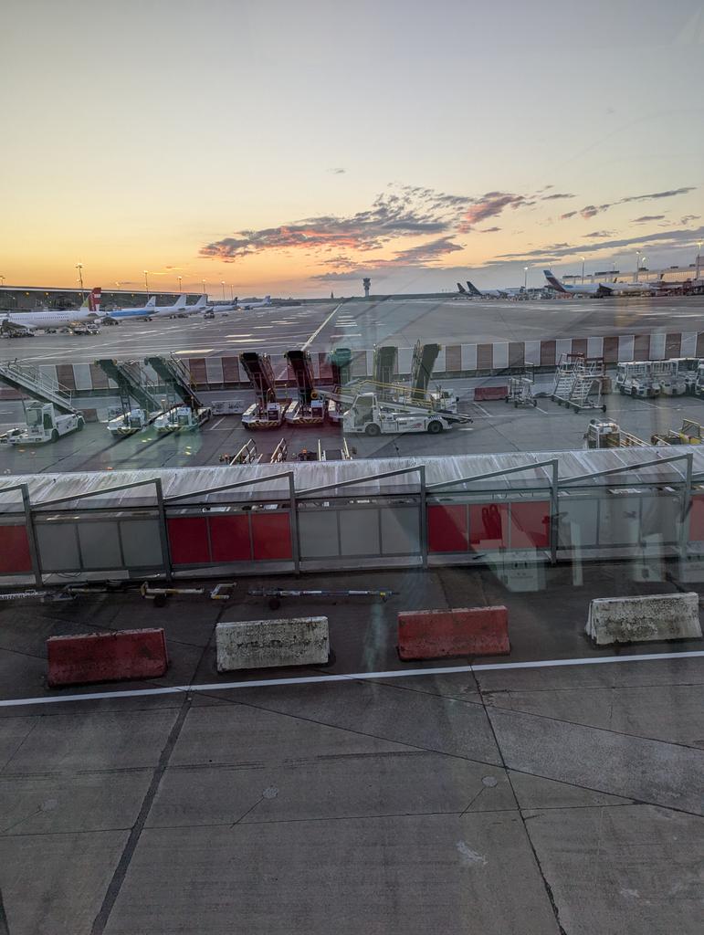 FeelsTiredMan

Wouldn't change a thing!