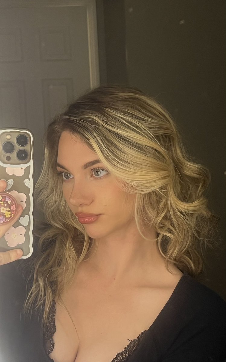 Anna Wray tweet media