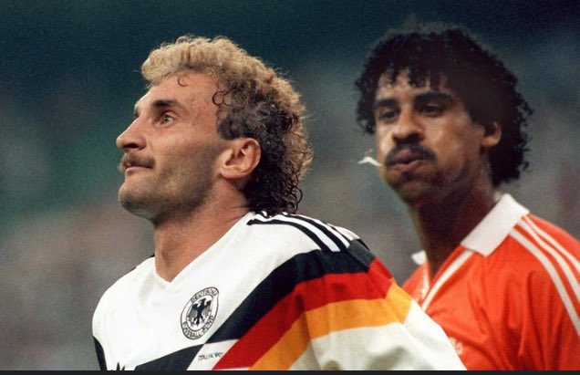 Mobi_1893's tweet photo. 🥱❌- An inside joke gesture towards some close friends who were at the game. Nothing but respect for how Rudi Völler played tonight.🤝🏽 https://t.co/4iwFGfw1ZT