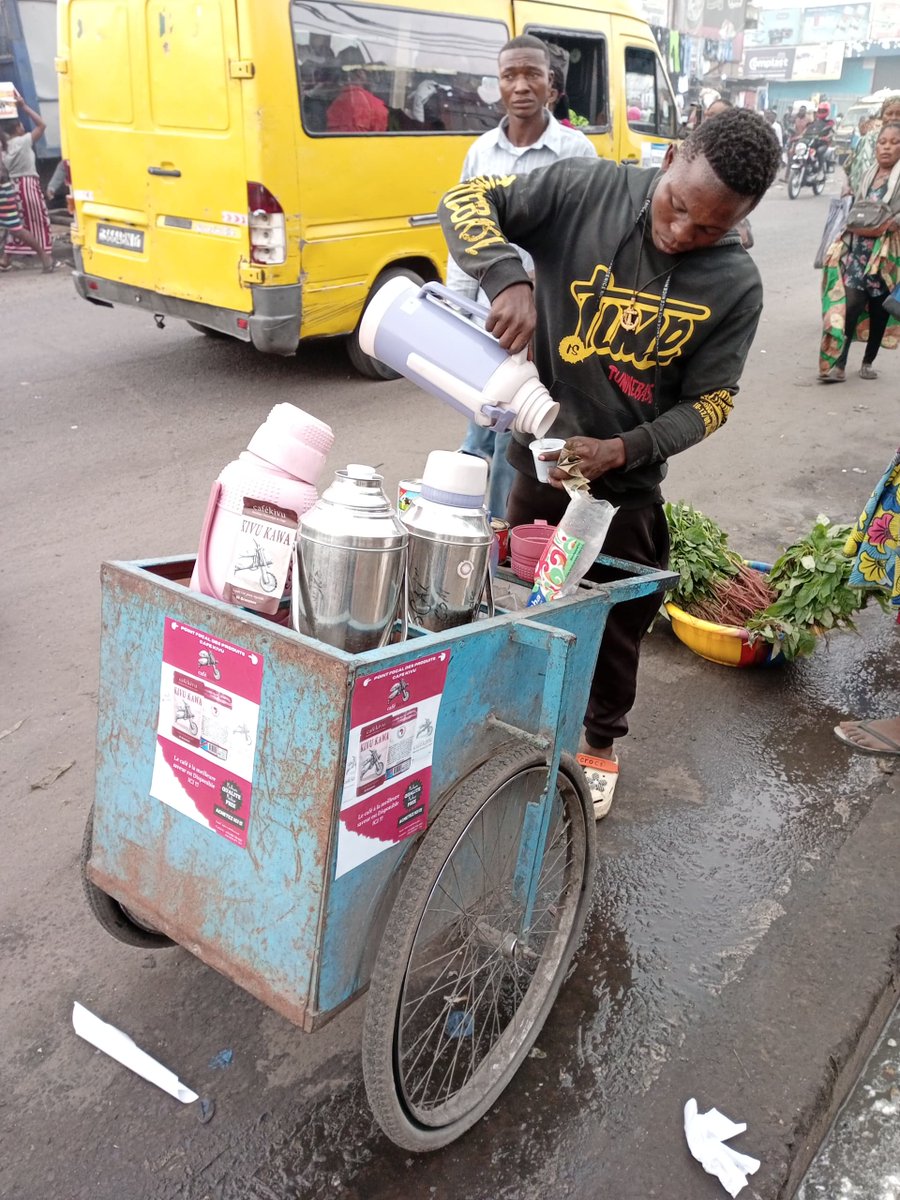 Bana Kinshasa! Vous avez besoin de vous renseigner davantage sur nos produits? Vous cherchez comment avoir à votre possession le café ou entrer en contact direct avec nous? Trouvez nos facilitateurs au niveau des arrêts Matadi Mayo - Cité verte - UPN - Magasin - Limete 7e rue.