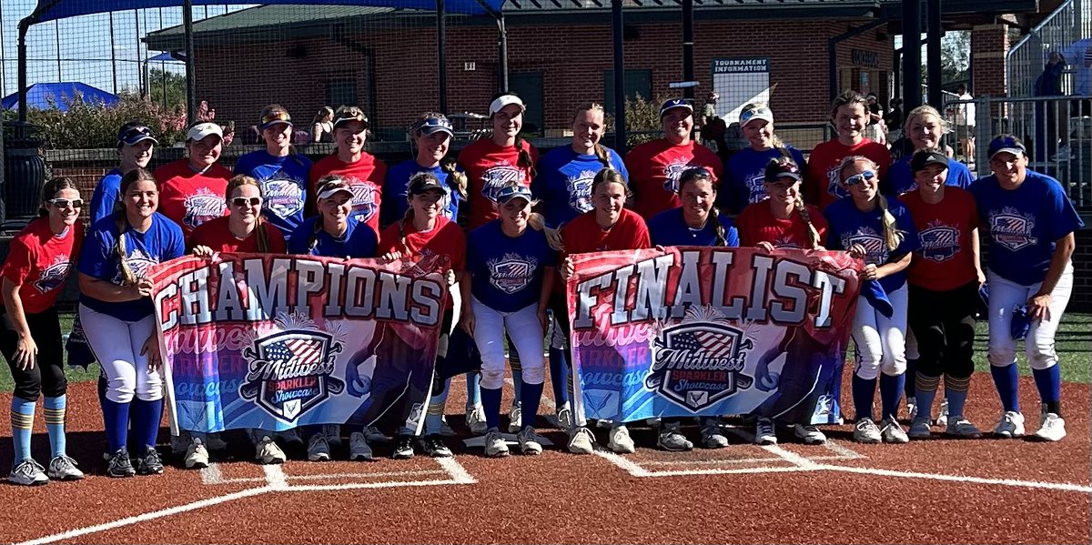 huhles2006's tweet photo. Force Elite Runner-up at Midwest Sparkler Showcase in Evansville, IN. We went 7-2-1 for the weekend. @SoftballDown @ondecksoftball @QUHawksSB @tobyring19 @SBRRetweets @McKendreeSB @UIS_Softball @agoler35 @ValpoSoftball @drurysb @STLCCSB @LadyLakersSB https://t.co/I575YSEAHH