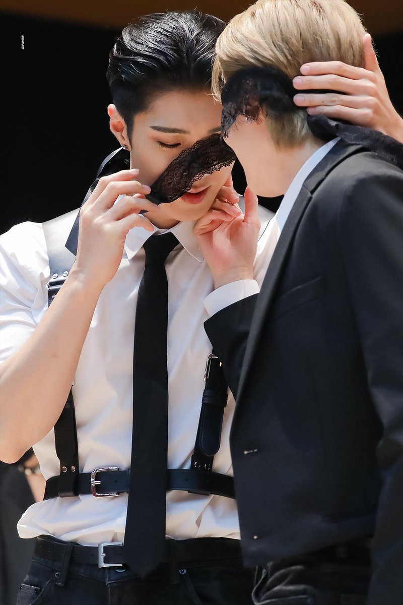 저랑 결혼해주면 안될까