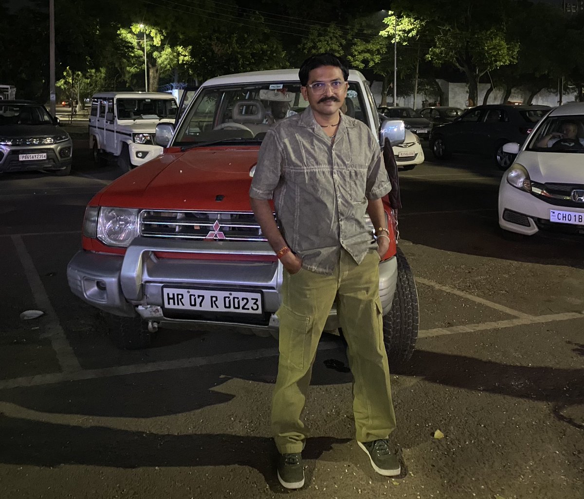 mohan_mohmaya's tweet photo. My Beast for a short time!! ❤️
I love to ride this!!🔥
#Vehicletwitter https://t.co/nk8iaprbI8