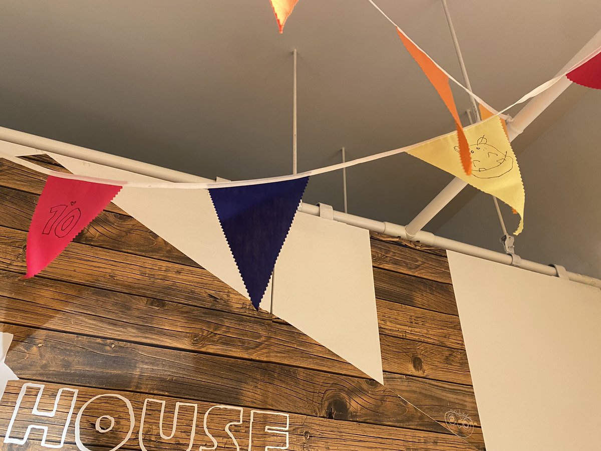 dwarf_PM's tweet image. ほぼ日曜日にて開催中の
【トンコハウス10周年おめでとう！展】に
お邪魔してきました🎂

全てを堪能するには時間が足りなかった…😭

しっかり時間を確保してご来場することをオススメします！！

#PM2号