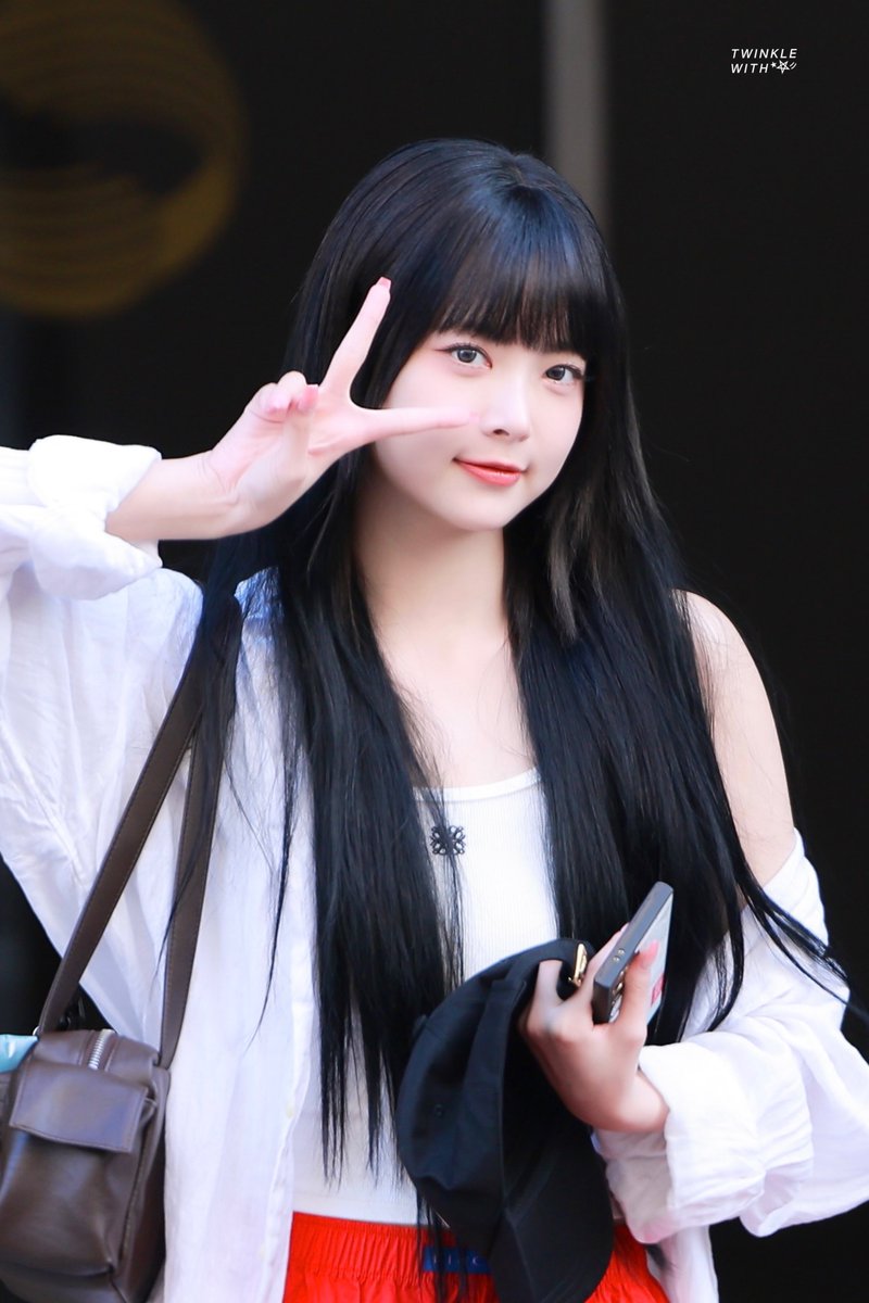 240628
풀뱅깜고🖤

#LE_SSERAFIM #르세라핌
#HONGEUNCHAE #홍은채 #은채 #ホンウンチェ