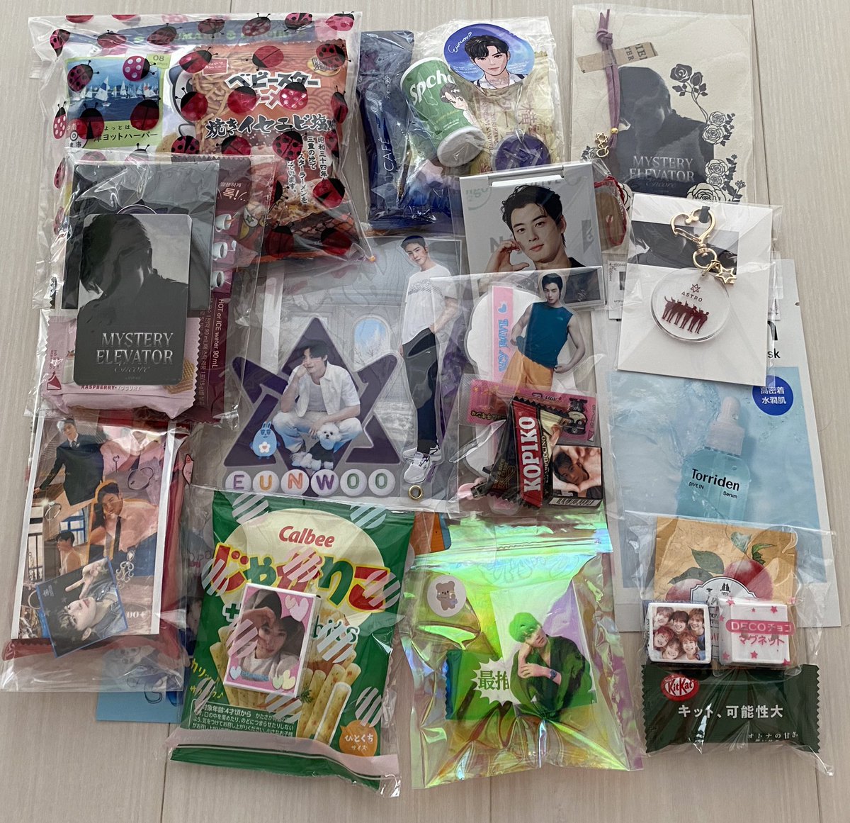 ロハさんにお会いできて嬉しかったです💜
また素敵なソンムルありがとうございました😊
初めてお会いしたロハさん、これからよろしくお願いします❣️
お会いできなかったロハさん、次回は会えますように🥰

#ASTRO
#CHAEUNWOO 
#チャウヌ
#MysteryElevator