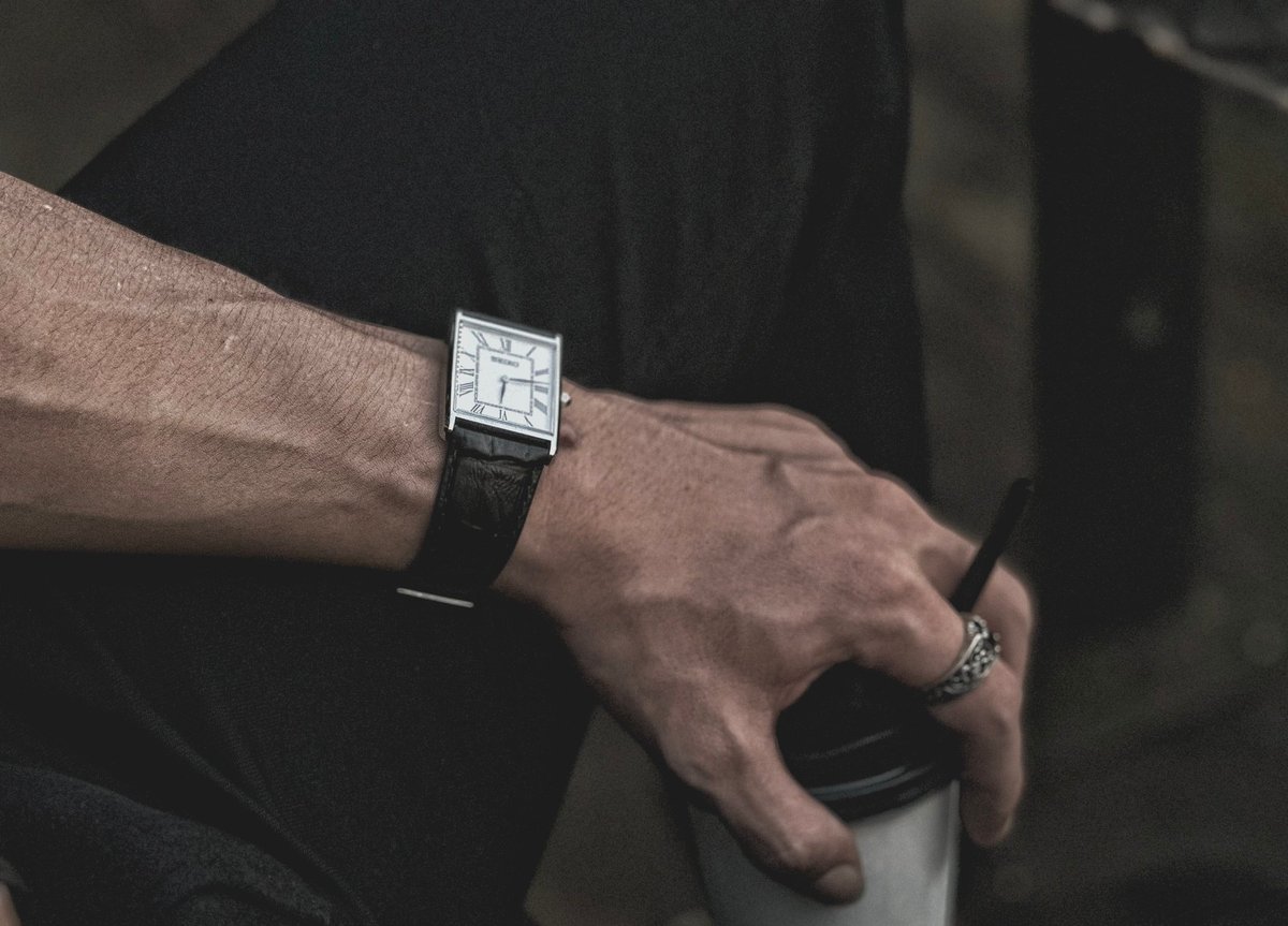 Tìm kiếm mồi lửa bùng nổ giữa năm.