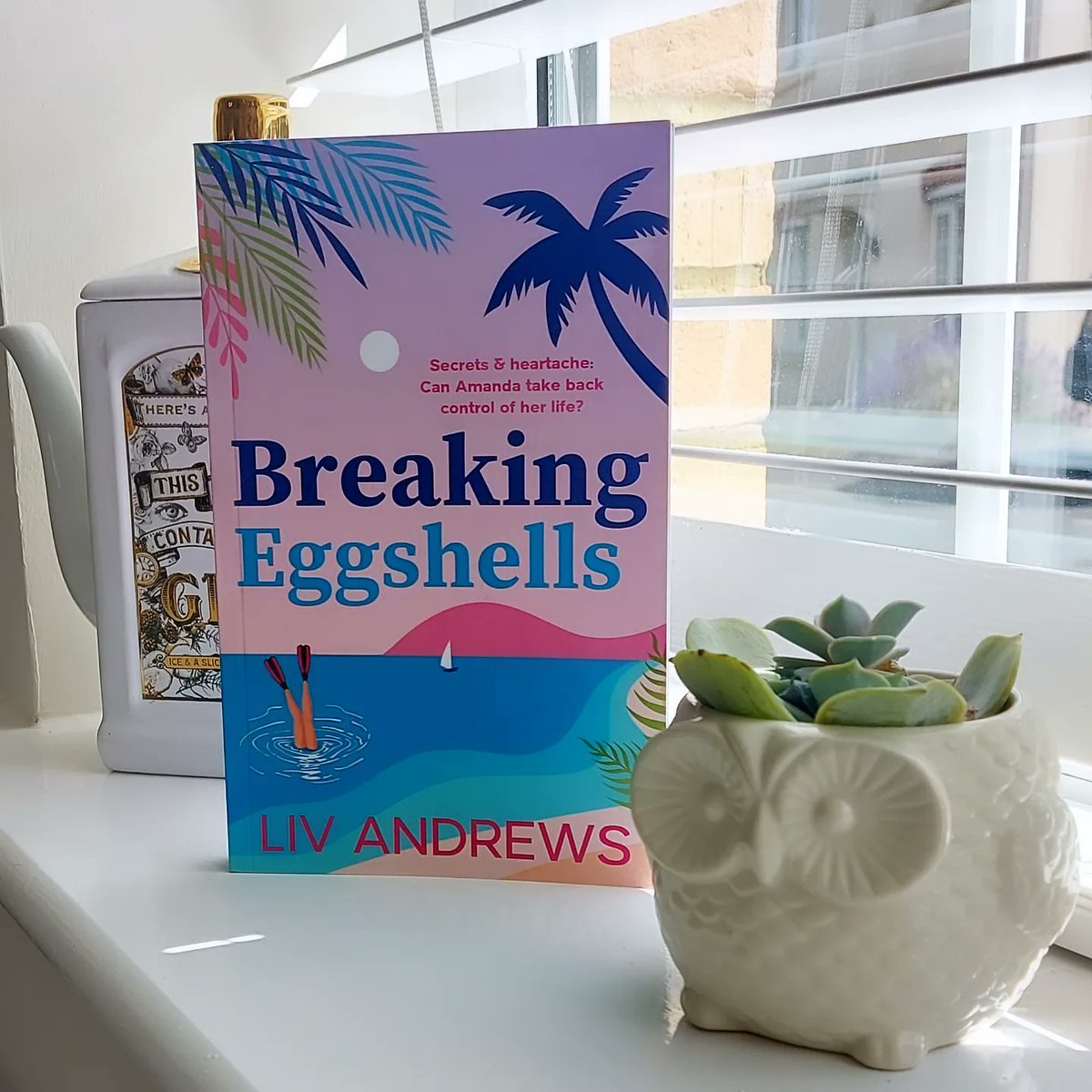 rachelreads1983's tweet photo. My review of #BreakingEggshells by @LivAndrews7 is on Instagram as part of the @RandomTTours #blogtour
Warm, funny, and heartbreaking in equal measure, Breaking Eggshells is out now.
https://t.co/EtZzgF20qg https://t.co/Rs6FodREa3