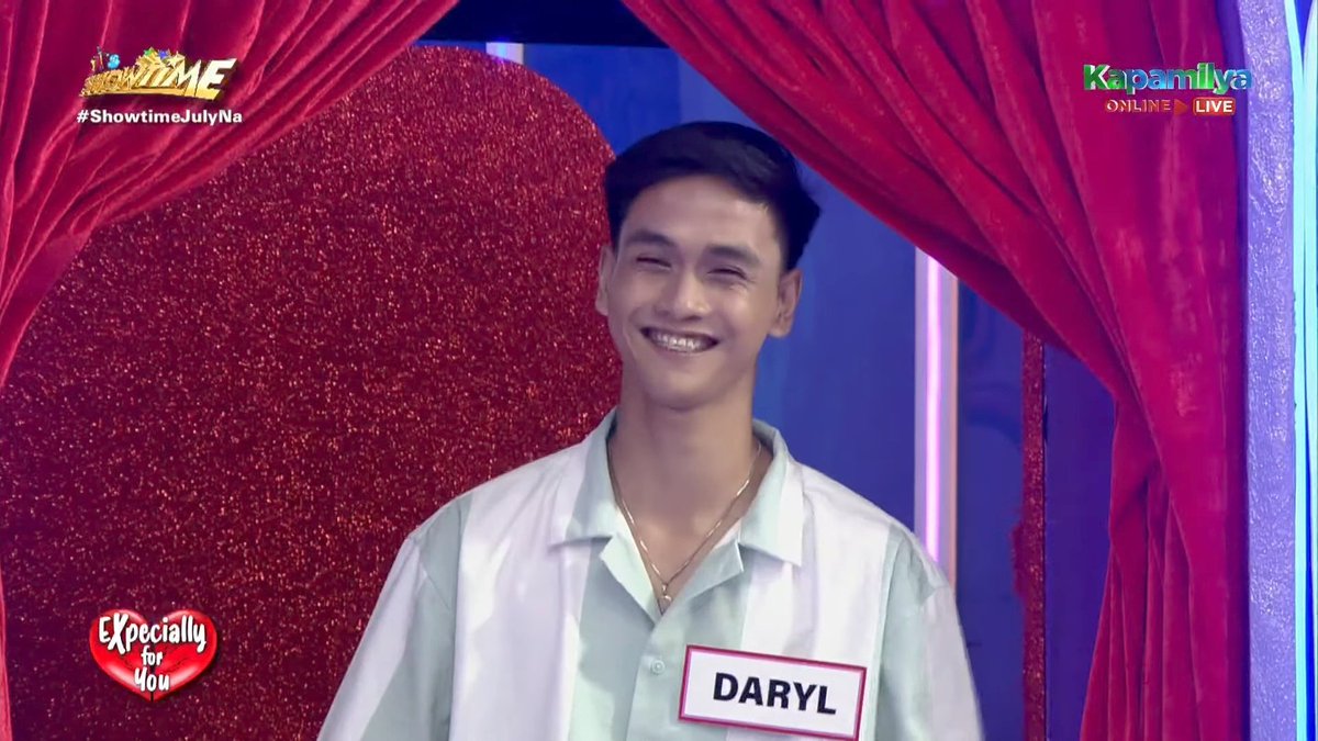 jmcarcoochie's tweet photo. Daryl made our first day of July happy! Ang pogi nya at natural na natural lang sya! Good luck sa inyo ni Kaye! KAYE ha! Hindi Jerlene o Jylene!

#ShowtimeJulyNa
@itsShowtimeNa 💙💛🫶🏻🌈 https://t.co/K6hKSc69Ni