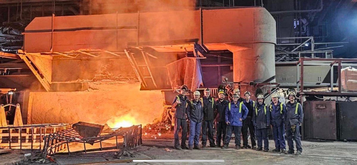 exRAF_Al's tweet image. These Steelworkers in Port Talbot finish their final night shift with No 5 blast furnace.  Now, these men lose their jobs and instead, we will import foreign steel that has been sailed halfway around the world just to satisfy Tata, Labour in Wales and other Net Zero criminals.