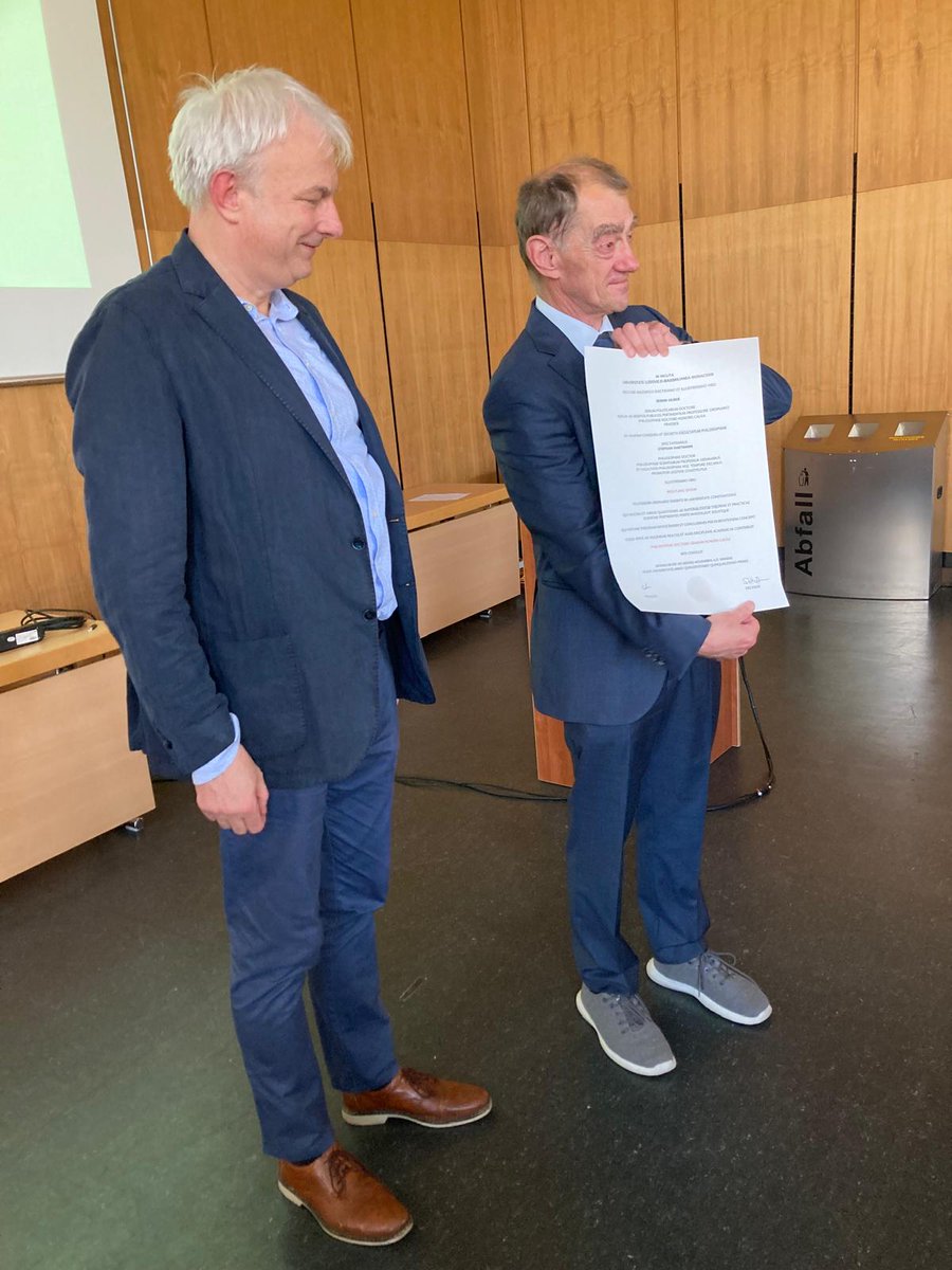 StephanHartma14's tweet image. Last Friday, Prof. Wolfgang Spohn (Konstanz) received an honorary doctorate from LMU Munich for his outstanding contributions to various areas of philosophy.  He was also instrumental in setting up the MCMP and has always helped us when we needed him. Thank you, Wolfgang!