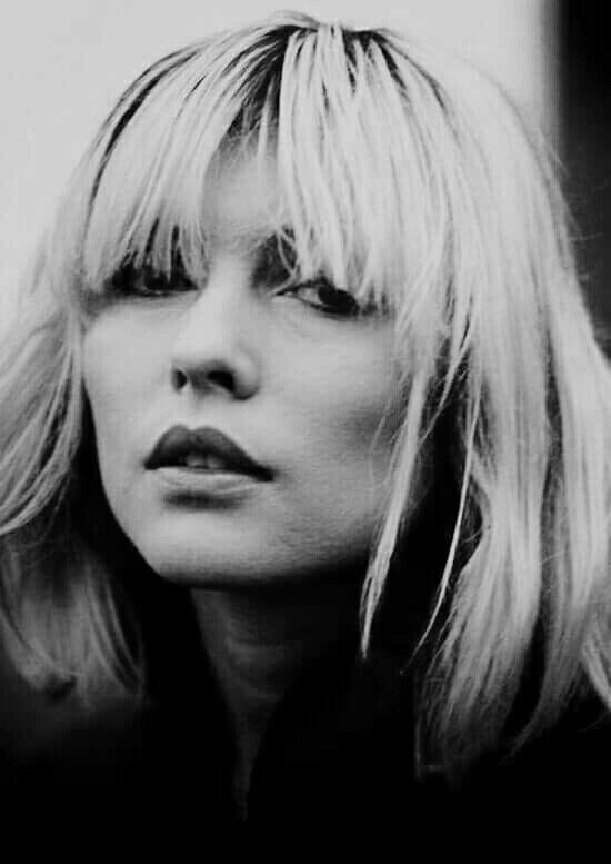 Happy Birthday Deborah-Ann 🥂🍾🎵😊