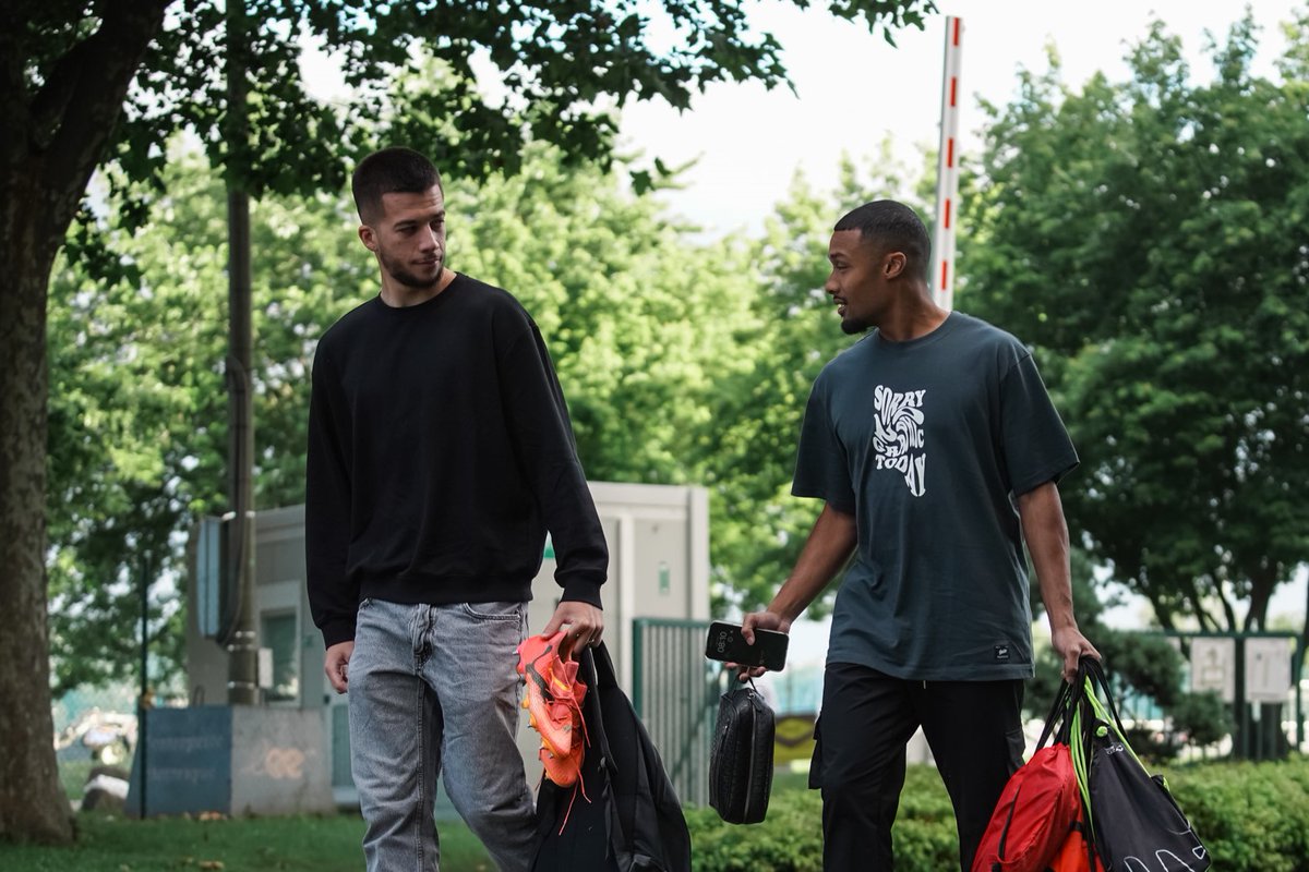 ClermontFoot's tweet photo. C'est aujourd'hui, c'est la reprise 🥳

Premier entraînement à 10h30 pour nos 🔴&amp;🔵 https://t.co/KD9sDZIoOU