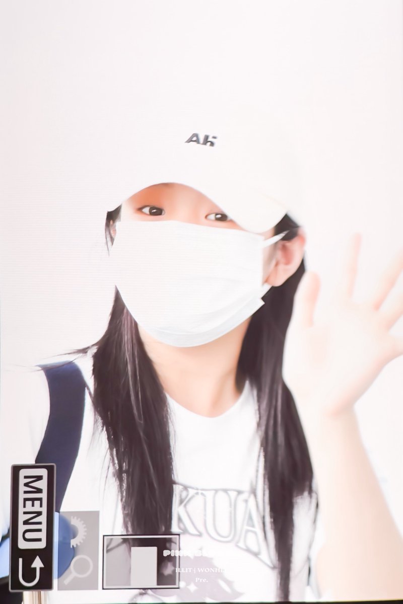 PinkBloom0626's tweet photo. 240701 고생해따 🫶🫶
#원희 #WONHEE #아일릿 #ILLIT https://t.co/uxfxkuPSEL