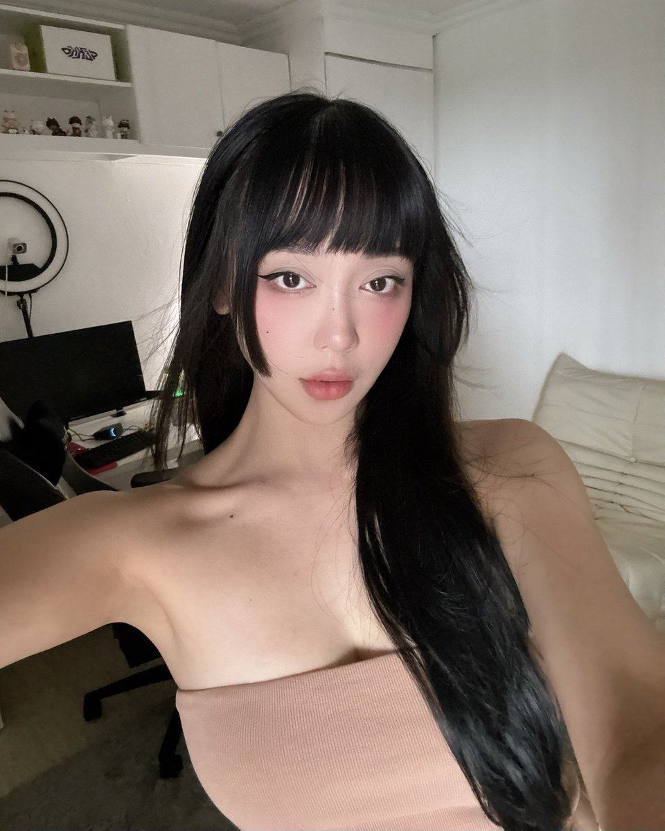 amaraui's tweet image. ok but this blush hits different