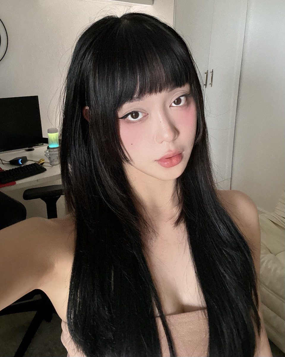 amaraui's tweet image. ok but this blush hits different