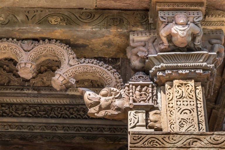 the_conqueror56's tweet photo. Integrated carved pillars of Chandela Architecture https://t.co/h3d0yzYZsr