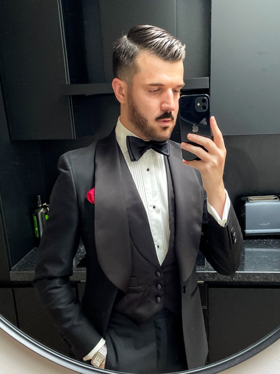 Suited Alpha Dom tweet media