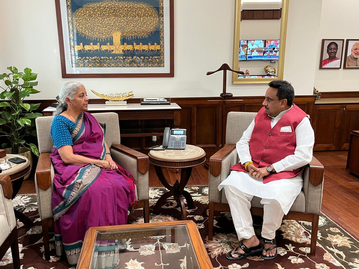 Shri @praveendel, Hon'ble MP (LS), calls on Smt <a href="/nsitharaman/">Nirmala Sitharaman</a> at Parliament House.