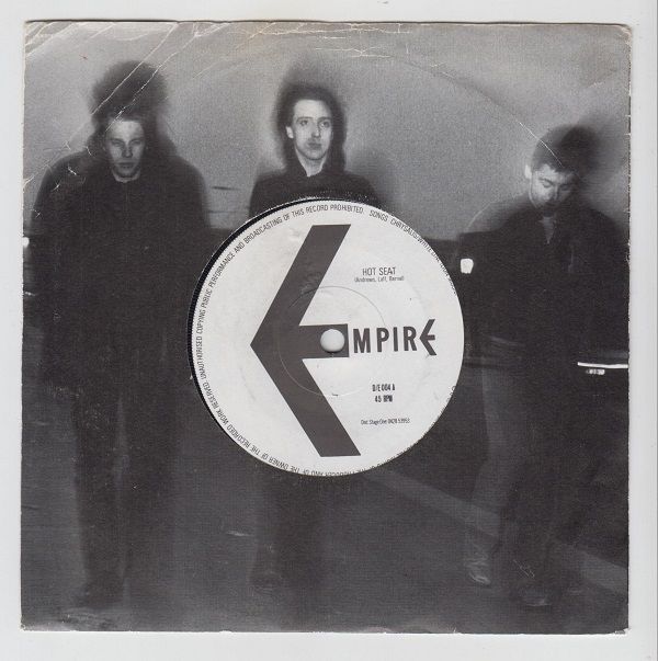 IntoxicaRecords's tweet photo. Empire All These Things. For fans of @Henryrollins. Downbeat Post Punk Pop. A minimalist take on Punk. Every note composed perfectly from the bones of Punk. Available &amp; audible on our site £8. P/S. 7" Vinyl Single. Orig. Plays EX. Sleeve: creasing.
https://t.co/wAkdOeVvJW https://t.co/2JfwFnjogI