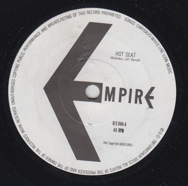 IntoxicaRecords's tweet photo. Empire All These Things. For fans of @Henryrollins. Downbeat Post Punk Pop. A minimalist take on Punk. Every note composed perfectly from the bones of Punk. Available &amp; audible on our site £8. P/S. 7" Vinyl Single. Orig. Plays EX. Sleeve: creasing.
https://t.co/wAkdOeVvJW https://t.co/2JfwFnjogI