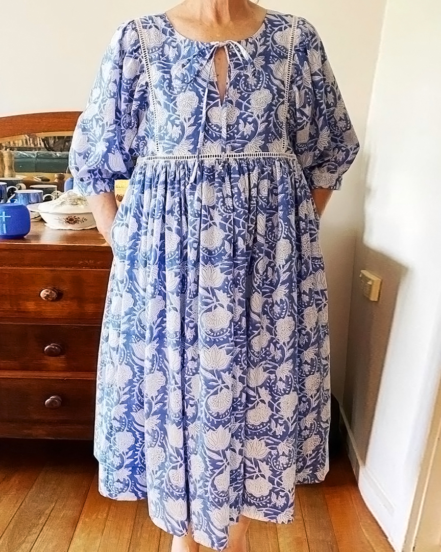 SimpMcCalls's tweet image. When you make your mum the prettiest #M7325 hack! Our customer Amy being super generous with her sewing skills 💗

Hacking M7325 into a dress has been a super popular trend!
l8r.it/xguw

#McCalls7325 #McCallsPatterns #PDFPatterns #McCallsPDFPatterns #PDFSewingPatterns