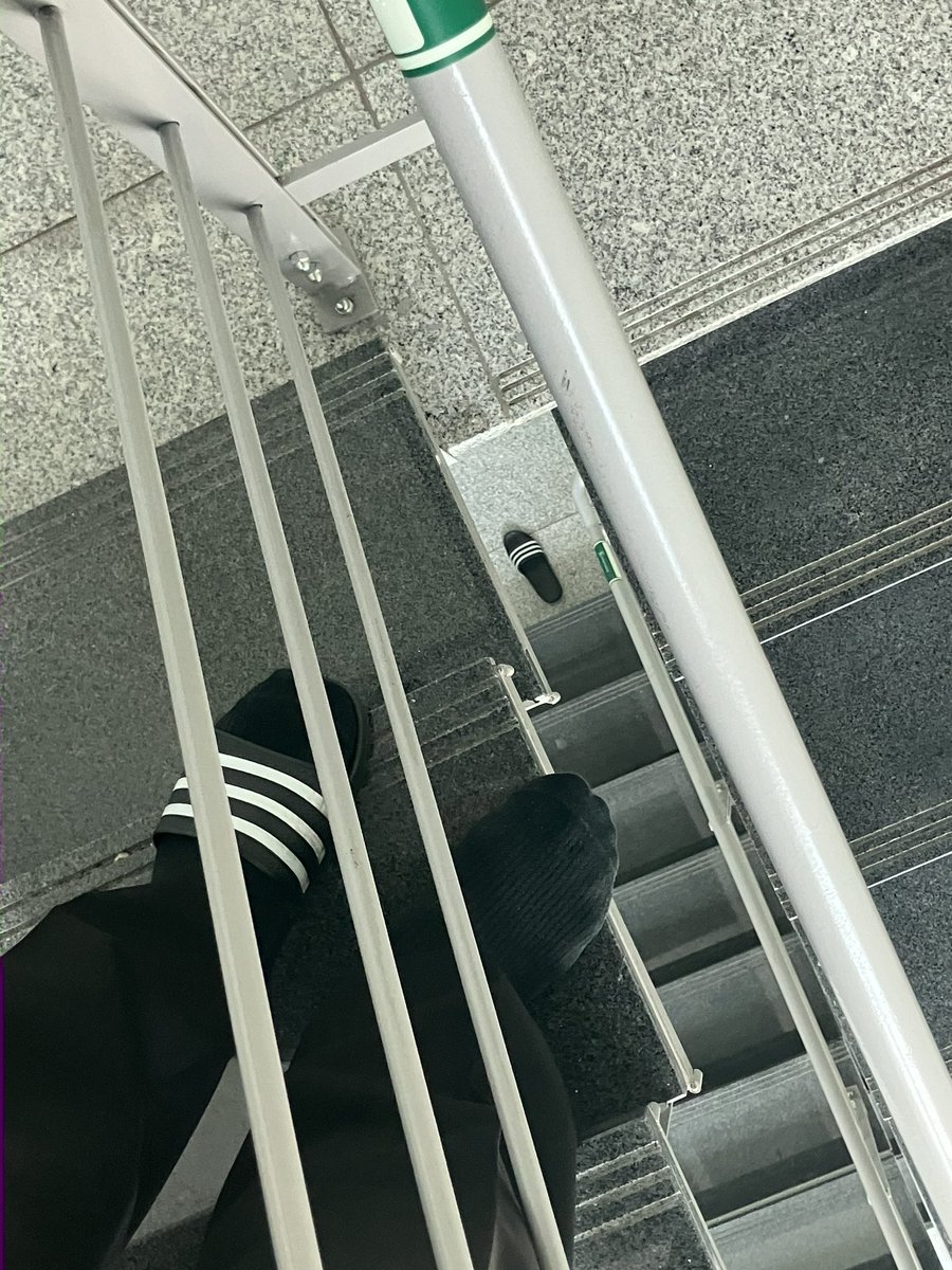 씨발 되는일이 없넹