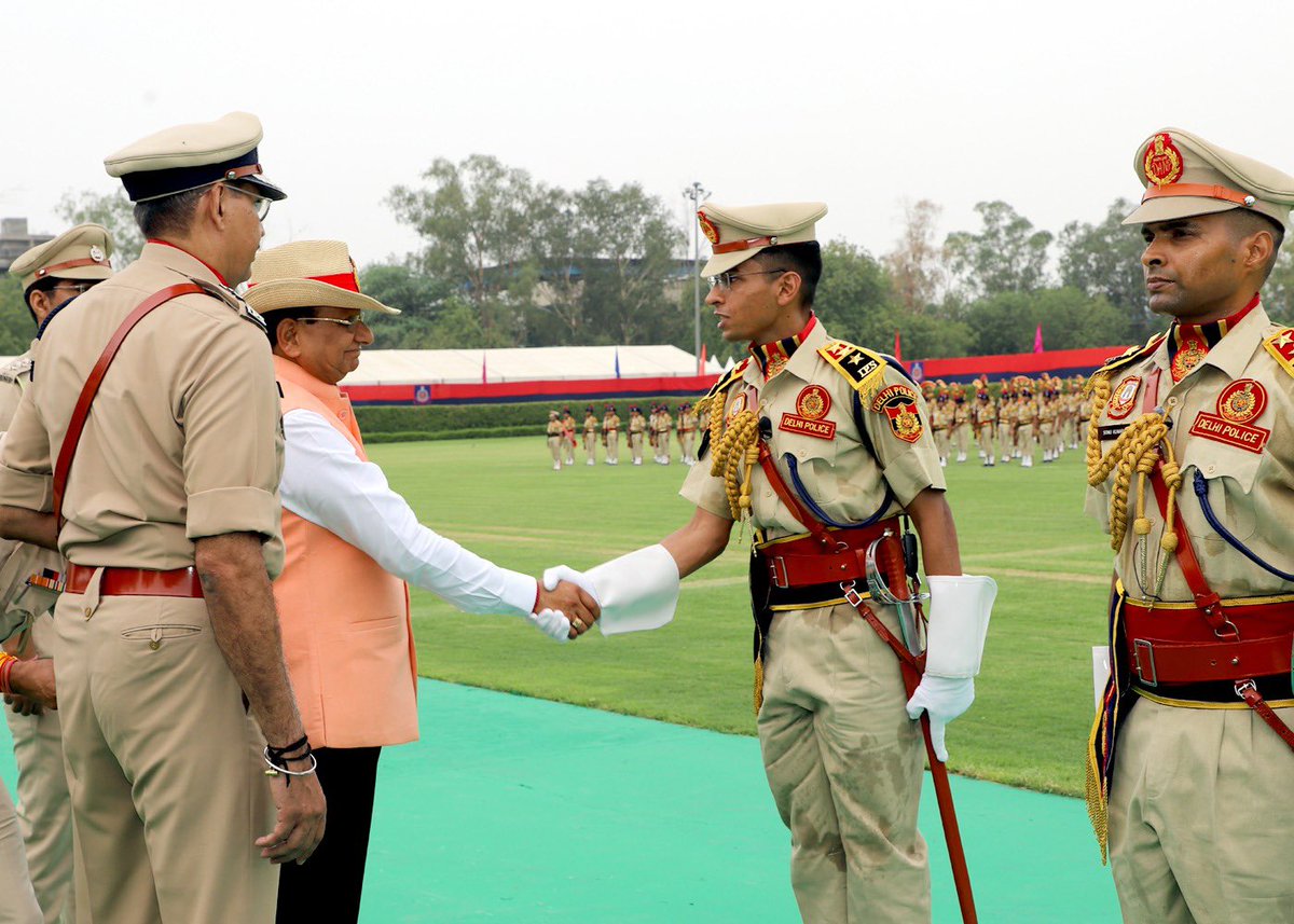 LG Delhi tweet media