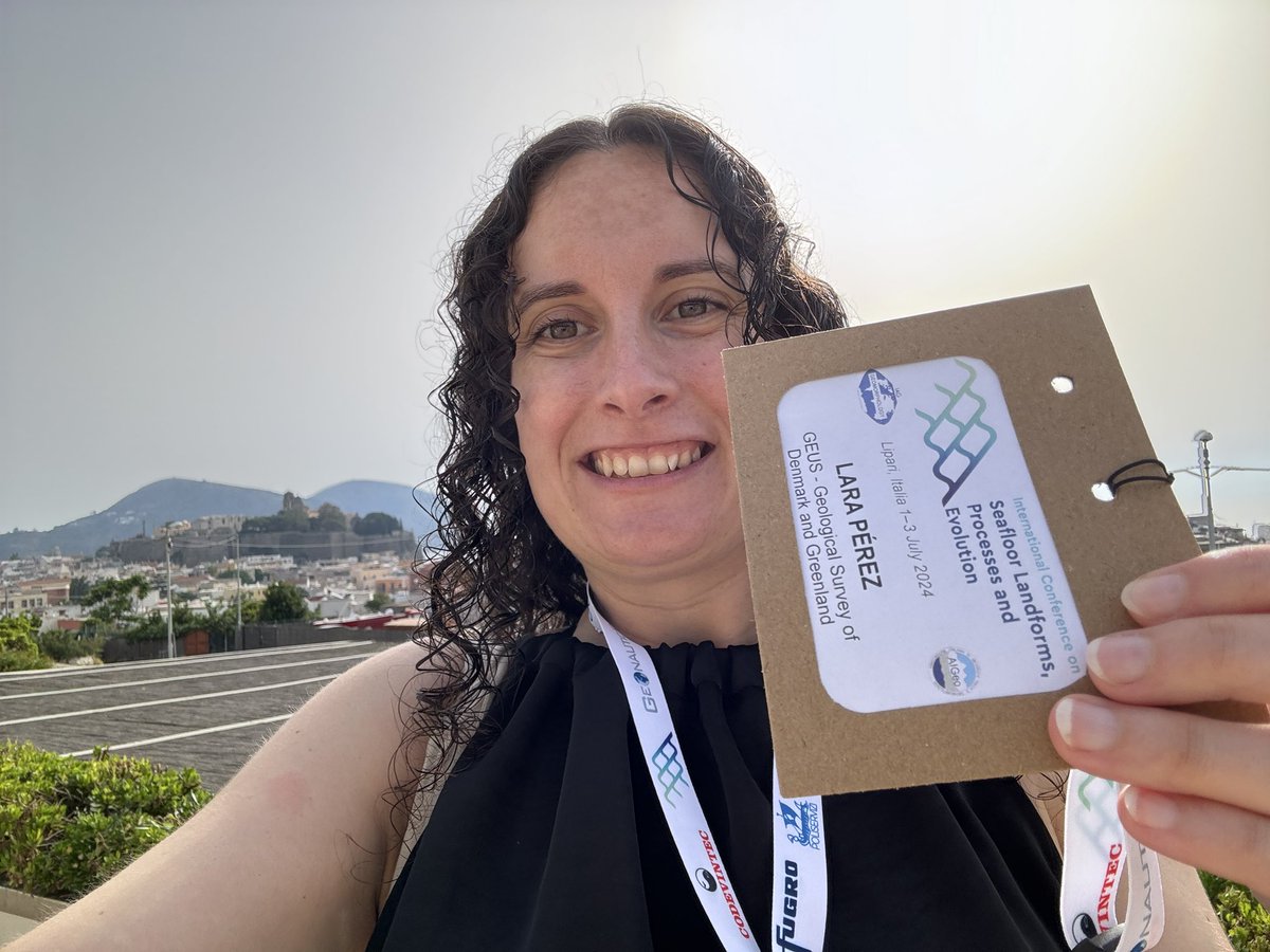 In Lipari, ready for the 2nd #ICSLPE conference! A week of Seafloor Landforms, Processes and Evolution🌊