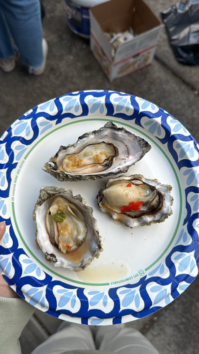 _mkkhn's tweet photo. food in june :) https://t.co/BkG564ipV4