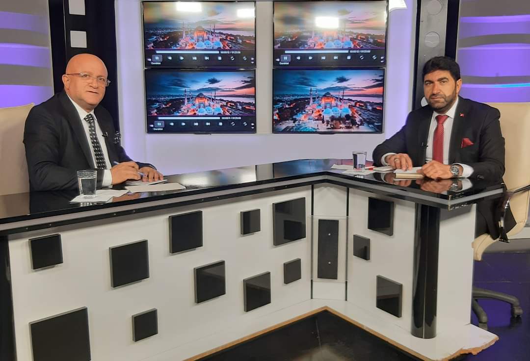 SAVT-AL ŞA'B صوت الشعب (@savtalsab) on Twitter photo تمنى النجاح لتونسر داغ، الذي تم انتخابه رئيسًا لمجلس مدينة إسنيورت، وفريقه <a href="/tuncerdag/">Tuncer Dağ</a> #Esenyurt تمنى النجاح لتونسر داغ، الذي تم انتخابه رئيسًا لمجلس مدينة إسنيورت، وفريقه <a href="/tuncerdag/">Tuncer Dağ</a> #Esenyurt