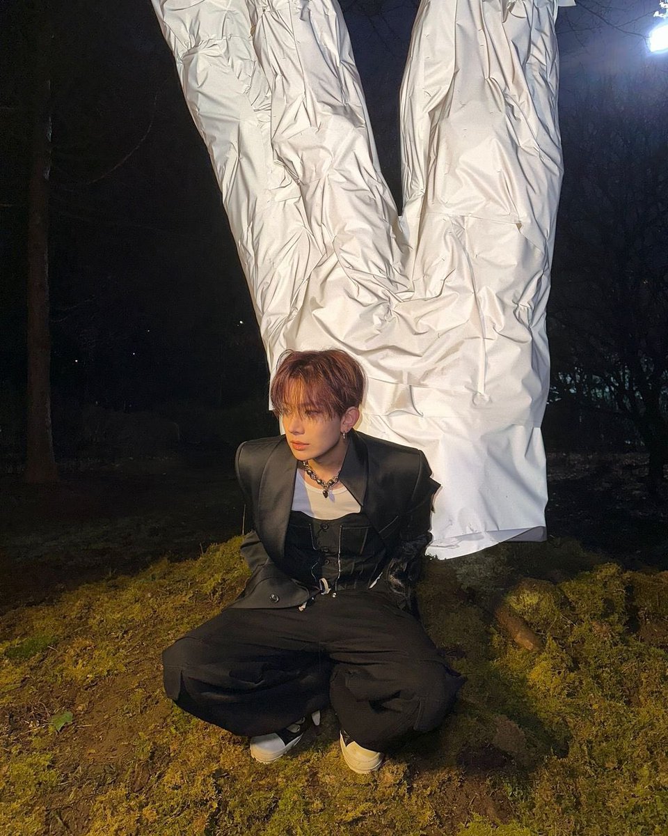 enhypenupdates's tweet photo. [INSTAGRAM] 240701

“#HEESEUNG”

(1/2)

@ENHYPEN_members @ENHYPEN #ENHYPEN #엔하이픈 https://t.co/uwEYbUXtgs