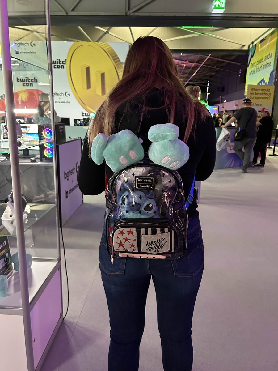 MrsFluffyness's tweet photo. About yesterday @TwitchCon !
I met my amazing frenz and met new people along the way, I am still a happy kiddo! 
Thanks for this great day everyone I enjoyed every second of it and more streams coming up again! 

Love y’all 💞 
@Twitch 
#TwitchconEU #TwitchConRotterdam #frenz https://t.co/lKMXEw1CvJ