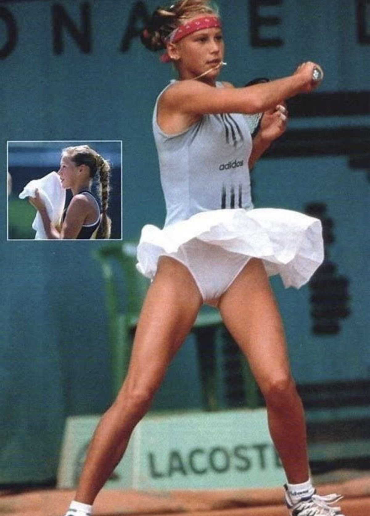 パンチラ　テニス  / X