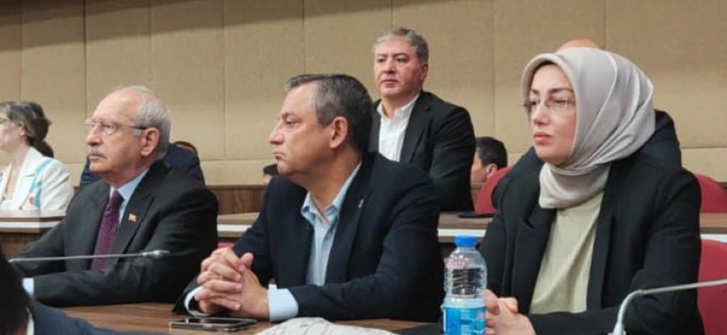 ZLEMSer14531969's tweet photo. Sinan Ateş Ülkücü olsaydı, bunların hiçbiri ona sahip çıkmazdı. Diyeceğim bu kadar!!!! https://t.co/U9wtiJp4zE