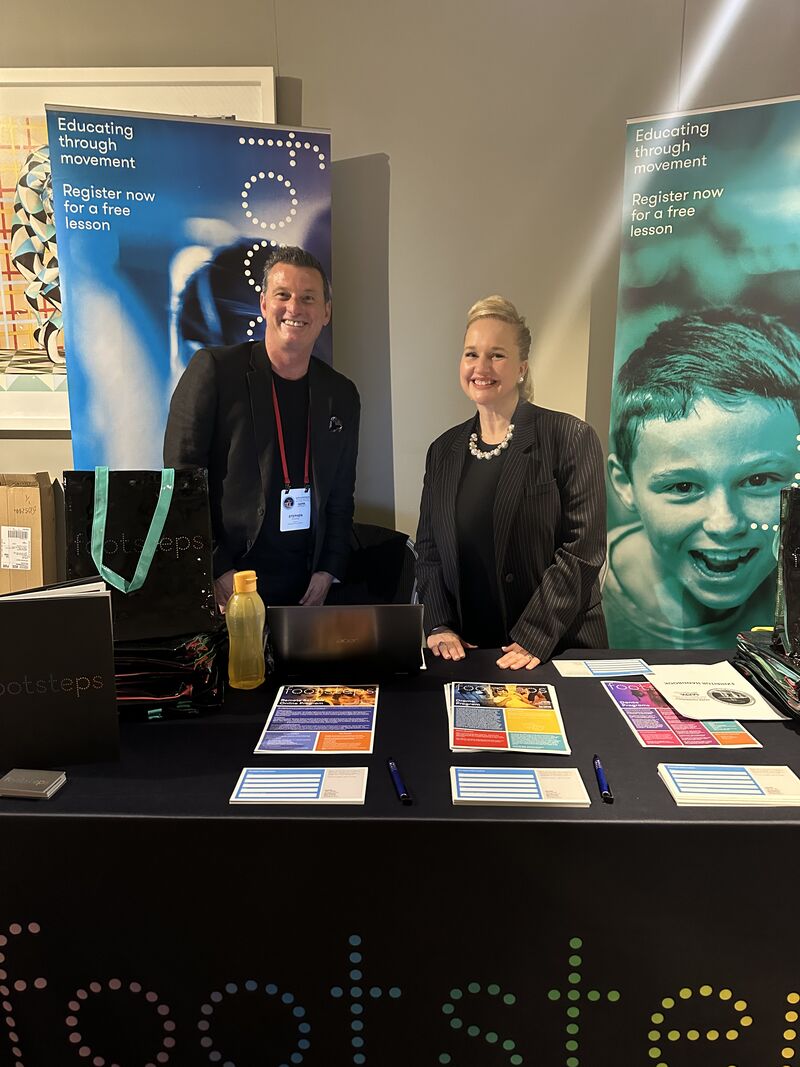 Footsteps tweet media