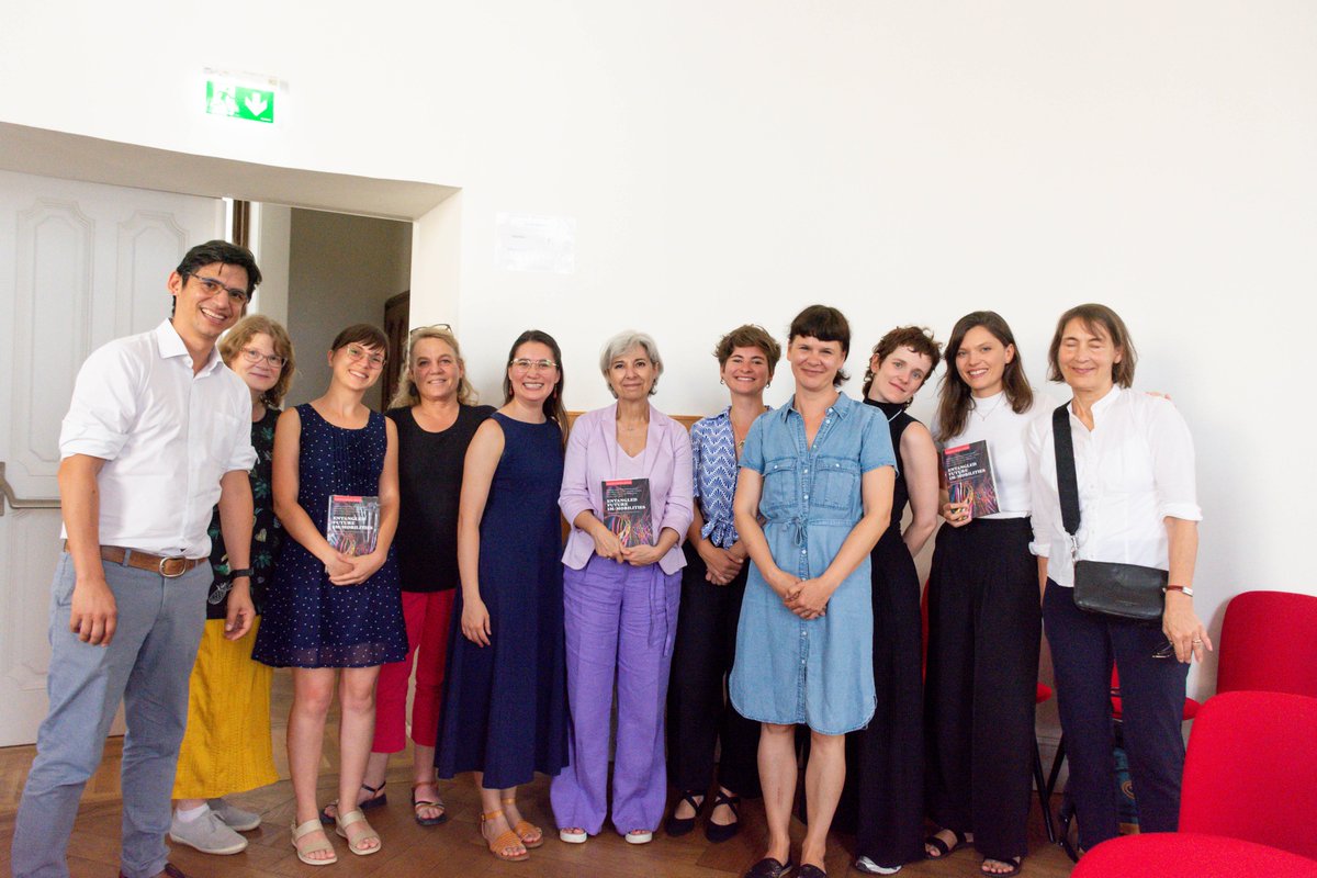 Research Platform Mobile Cultures & Societies (@mobilitystudies) on Twitter photo 🥳 Congrats to our #MobilityStudies scholars! 🥳
On Jun 27, our researchers presented the new edited volume "Entangled Future Im/mobilities."
📖 Access online: transcript-verlag.de/978-3-8376-738…
Thanks to <a href="/FWF_at/">FWF</a> doc.funds <a href="/univienna/">Universität Wien</a> & publisher <a href="/transcriptweb/">transcript Verlag</a>! 🥳 Congrats to our #MobilityStudies scholars! 🥳
On Jun 27, our researchers presented the new edited volume "Entangled Future Im/mobilities."
📖 Access online: transcript-verlag.de/978-3-8376-738…
Thanks to <a href="/FWF_at/">FWF</a> doc.funds <a href="/univienna/">Universität Wien</a> & publisher <a href="/transcriptweb/">transcript Verlag</a>!