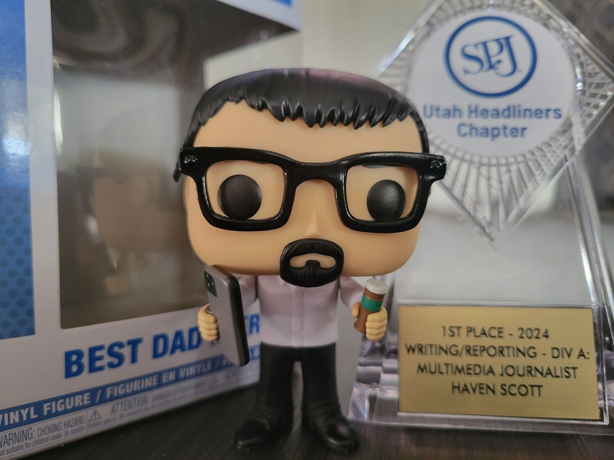 Met some new friends in Salt Lake <a href="/UtahSPJ/">UtahSPJ</a> but my daughters made me a real reporter when they got me my first Funko Pop for Father's Day. So I'm not the only reporter without one on his desk. It's me!