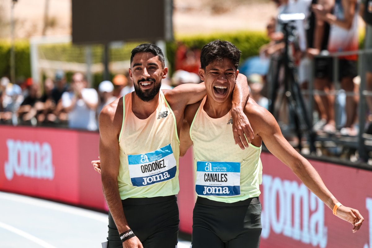 newbalanceES's tweet photo. Nuestro #NBTeam de 800m también dejó huella en el Campeonato de España en La Nucía. 🚀
@daniela0103gar, @marianoobst97, @josuecnles, @UliOly, @Lorena_martinm
¡A por todas! ✨
#CEAtletismo https://t.co/8LwXUAAiG1