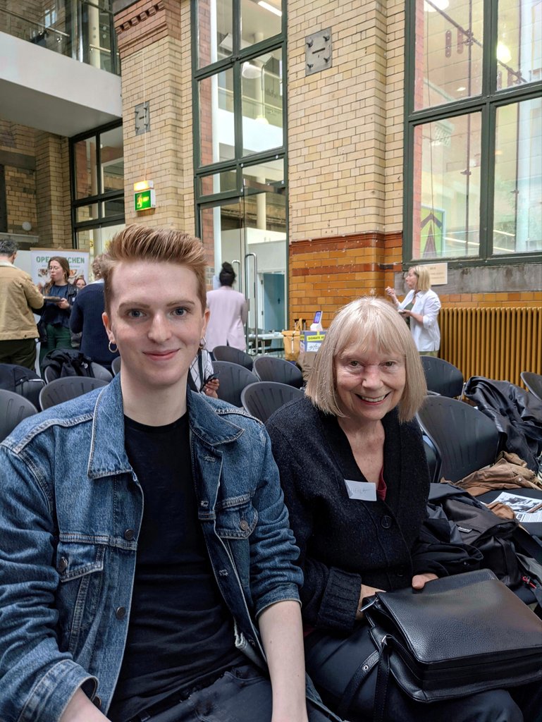 Owen Dowling tweet media