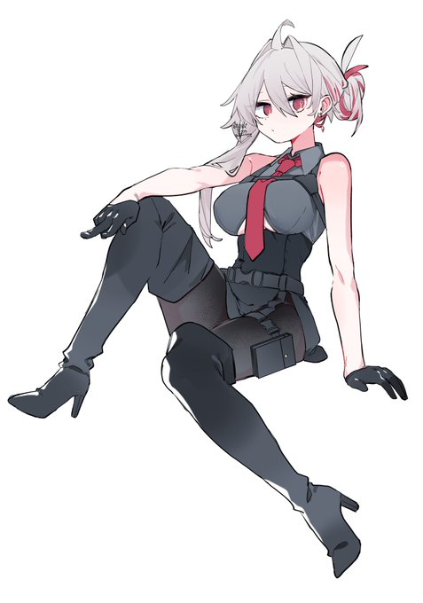 麻泰たちの服をリメイク中… 