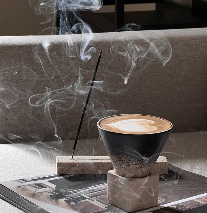 .. 
 على نهج .. 
 من جاك رحّب به ، ومن راح خلّه 👌🏻
 #مساء_الخير  📷🤎