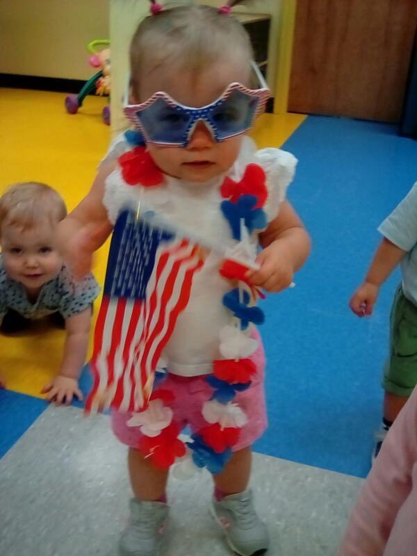 Got an update from daycare while sitting on the plane from London to Tampa.

<a href="/DeeWayneGrindz/">Dee’Wayne Grindz</a> would be so proud: