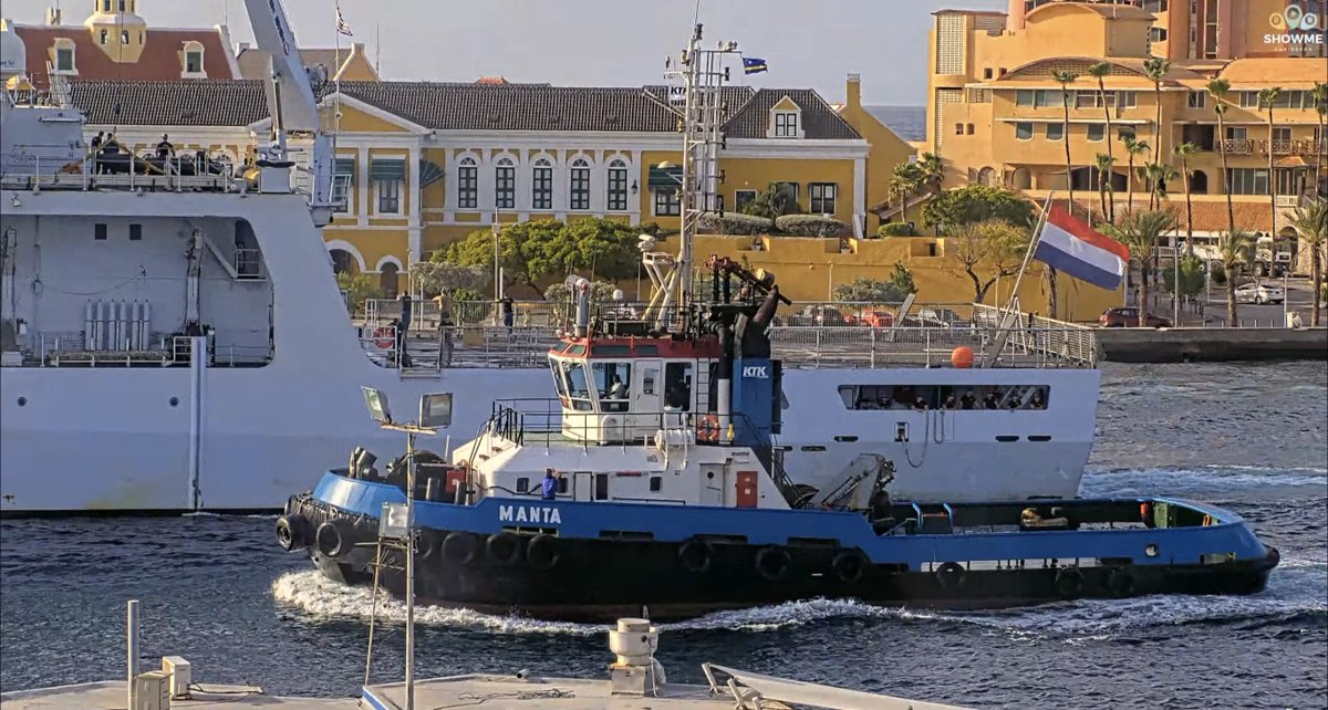 WarshipCam's tweet photo. Royal Netherlands Navy Holland-class offshore patrol vessel HNLMS Groningen (P843) coming into Curaçao - July 1, 2024 #hnlmsgroningen #p843
SRC: webcam https://t.co/UMftks0ABJ