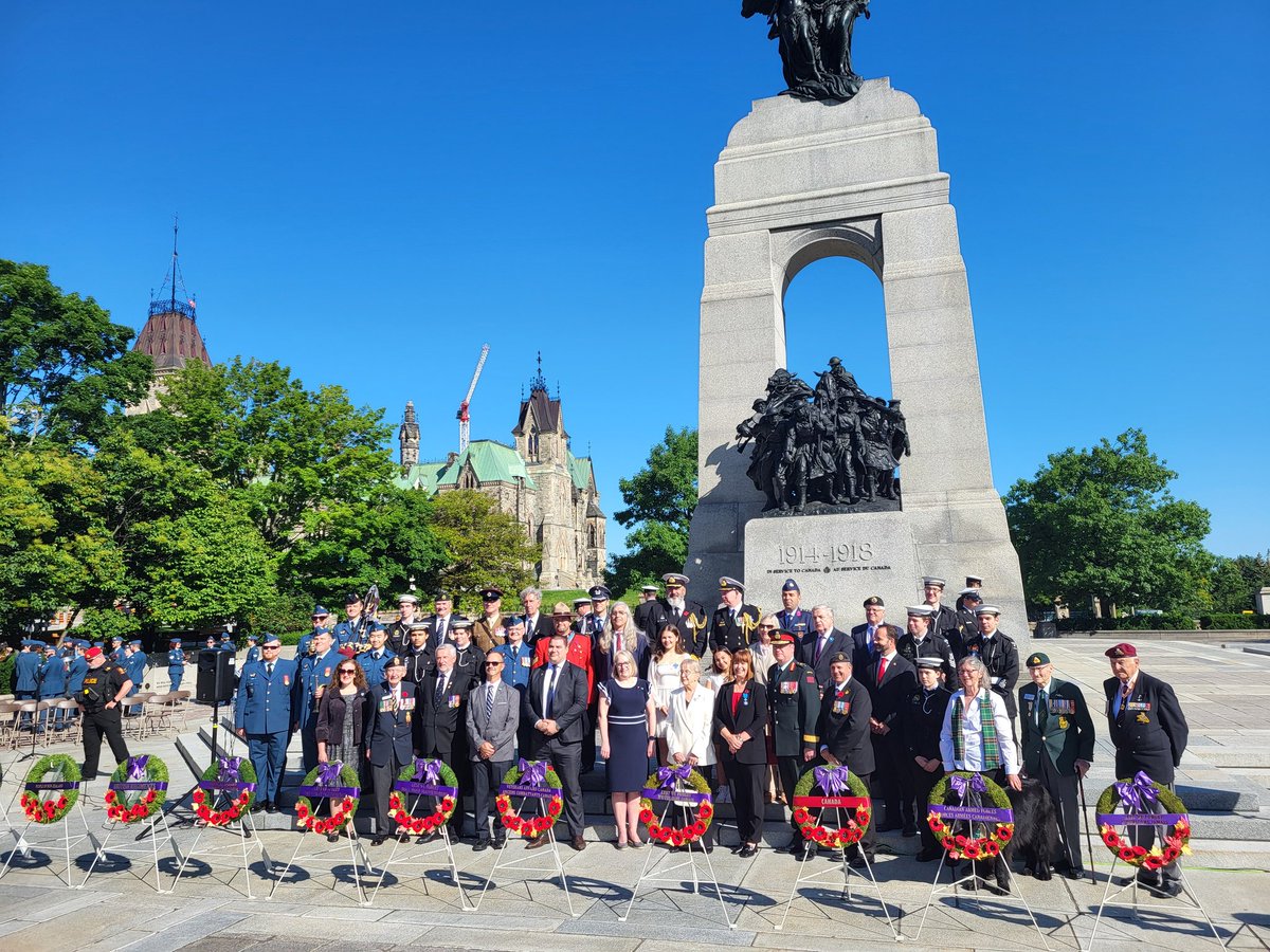 Robin McNeil tweet media