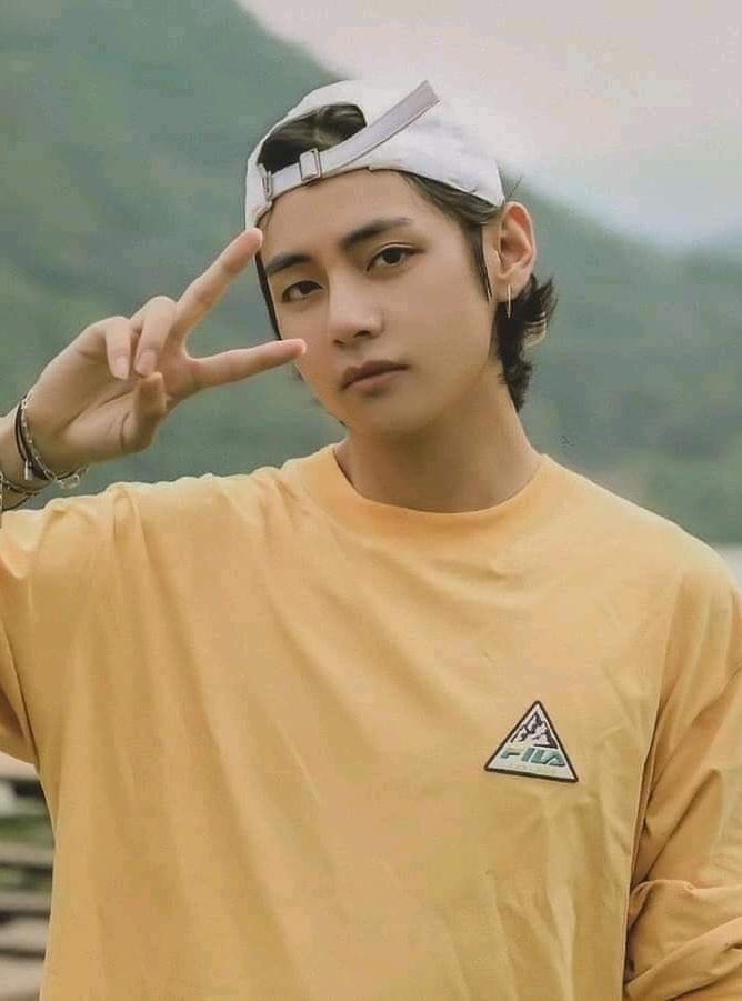 KIM TAEHYUNG