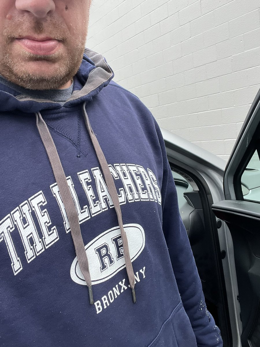 CraigCaruso's tweet photo. Rocking #BleacherCreature gear this morning @baldvinny https://t.co/2Gk2ure65i
