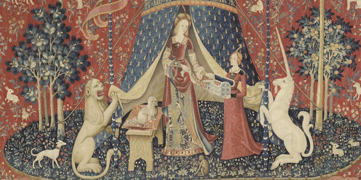 #CeJourLa Le 1er juillet 1804 naissait George Sand. 📚
L'écrivaine repère les tapisseries de la #DameALaLicorne en mauvais état au château de Boussac, dans la Creuse. 🦄
Elle alerte Prosper Mérimée qui les fait restaurer et entrer dans les collections nationales !